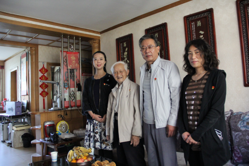 中共青海省第三建筑工程有限公司支部委員會開展&ldquo;走訪慰問暖人心，紅色精神永傳承&rdquo;活動